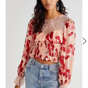 NWT Free People Daphne Valentine floral blouse with ruching in pink/red Sml A19